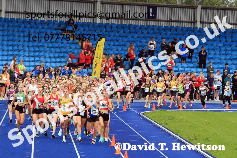 Senior womens 4 Stage Relay, 2022 Northern Road Relays, SportsCity, Manchester. Photo: David T. Hewitson/Sports for All Pics